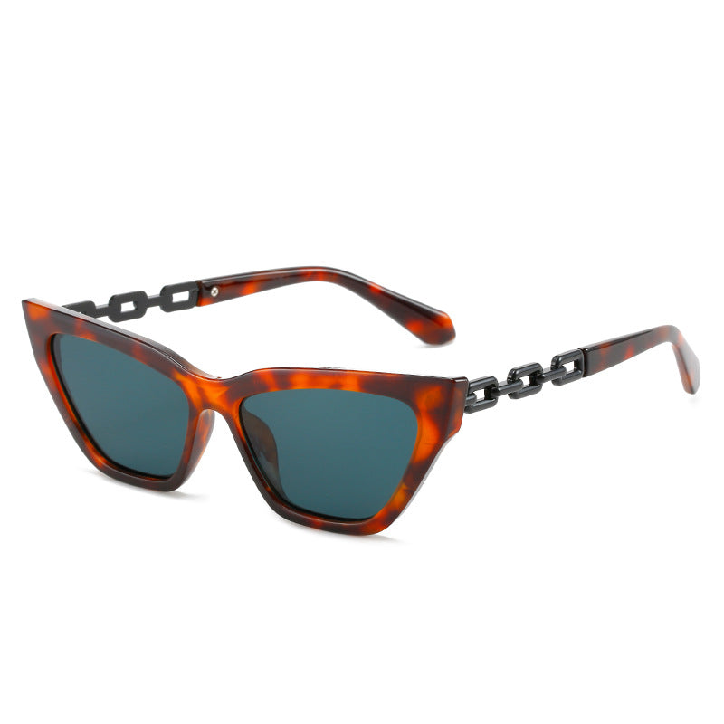 Women's Cat-Eye Sunglasses with Modern Chain Frame Stornfield