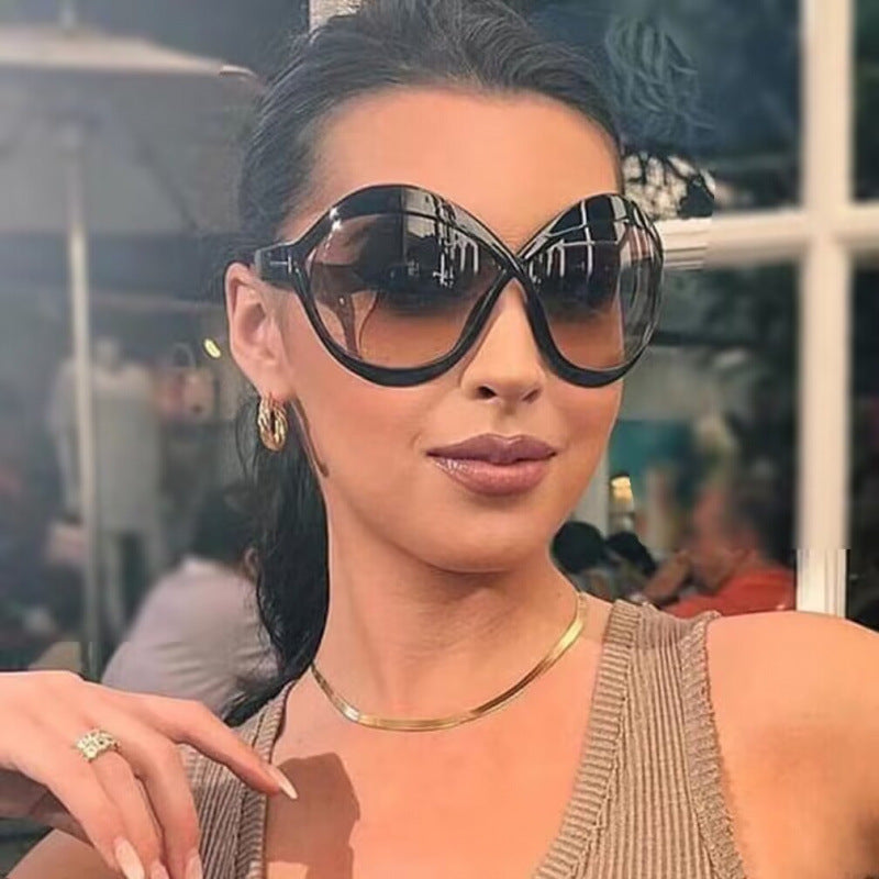 Ladies extravagant shaped sunglasses Stornfield