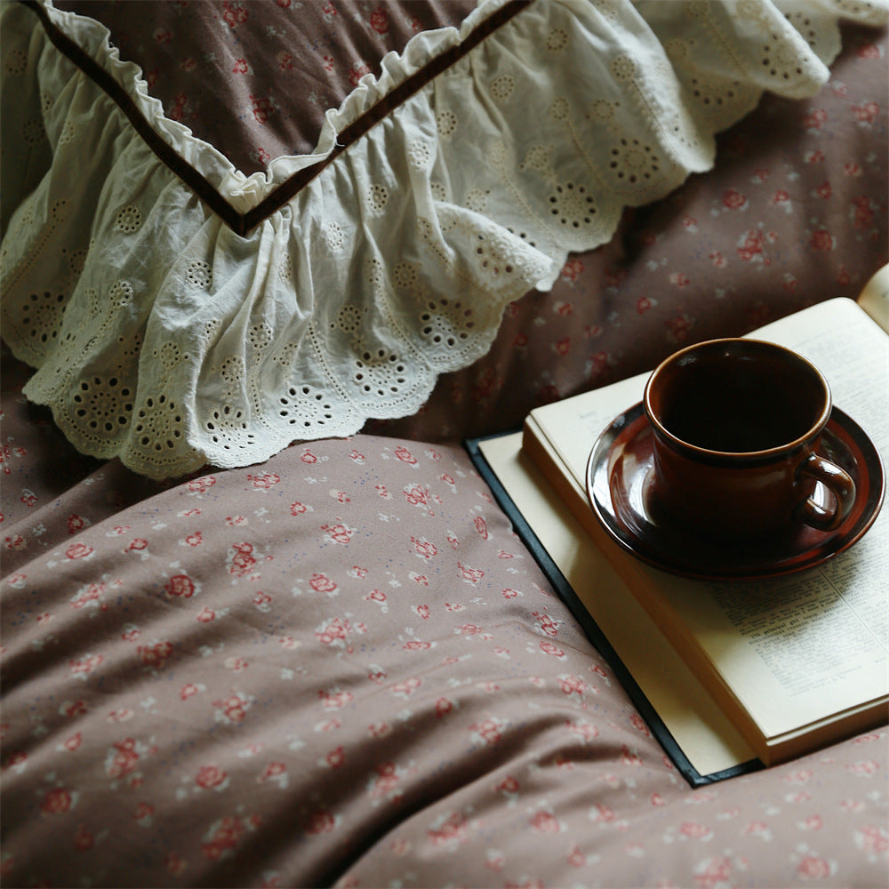 Checked reversible bedding set with teddy fleece backing and ruffled pillowcase