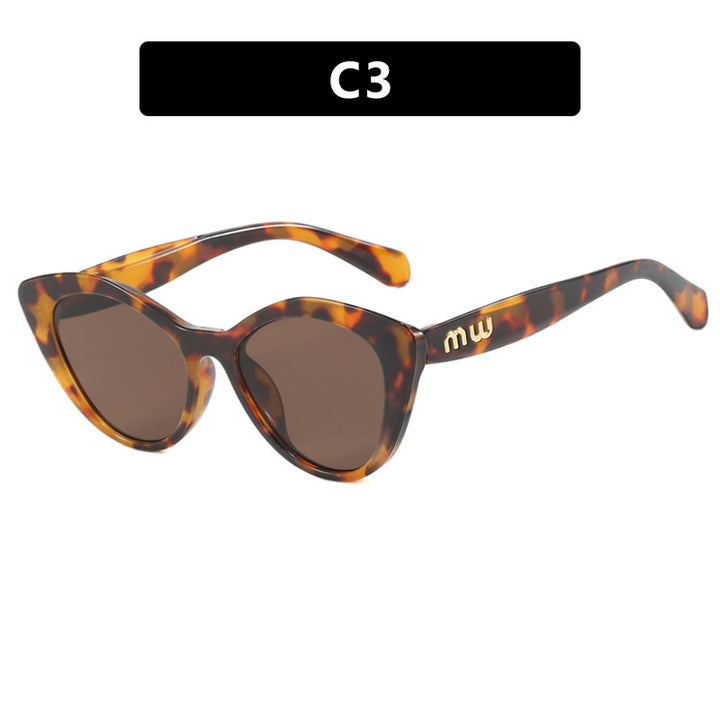 Women elegant Cat-Eye sunglasses with luxurious high-quality frame Stornfield