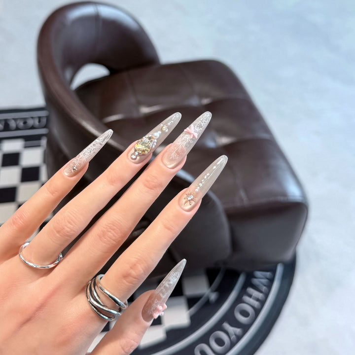 Decorative Press-On Nail Tips Stornfield