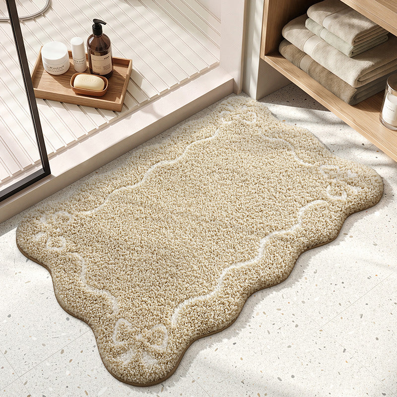 Plush Scalloped Edge Bathroom Mat