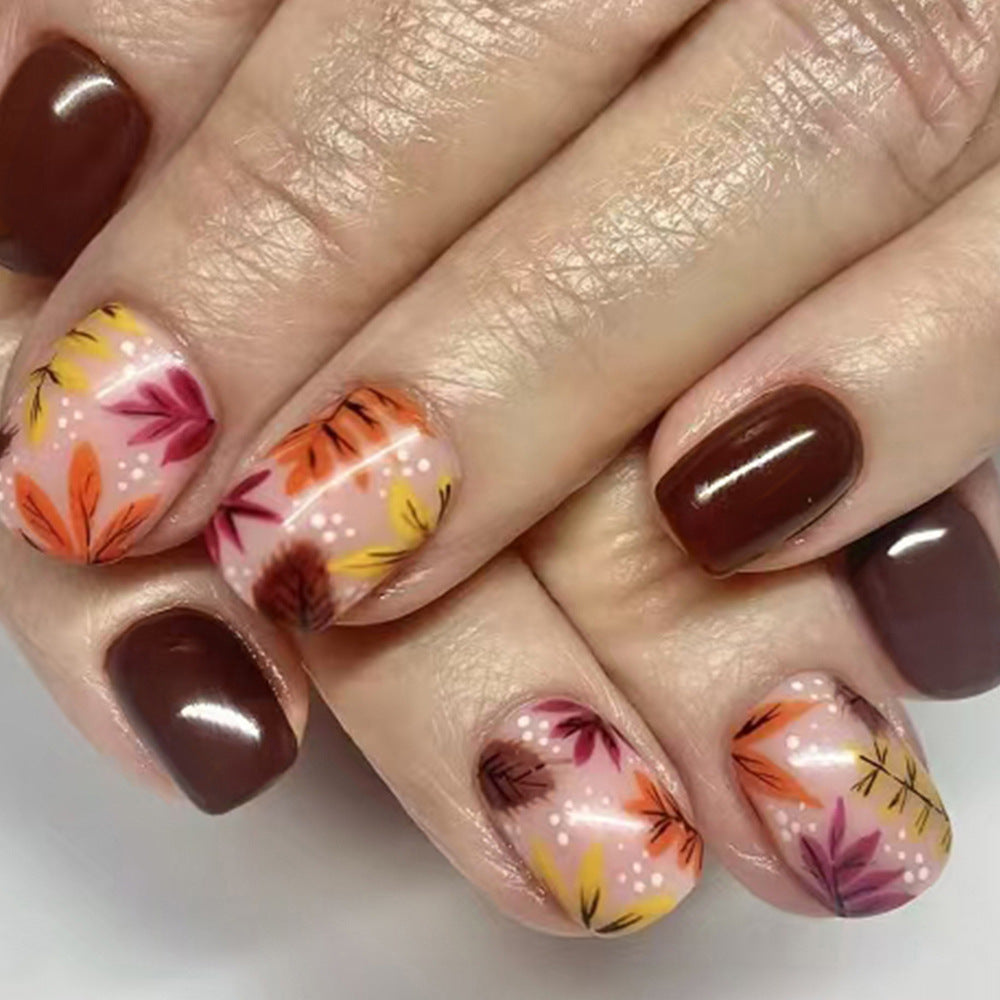 Autumn-Inspired Press-On Nail Art Stornfield