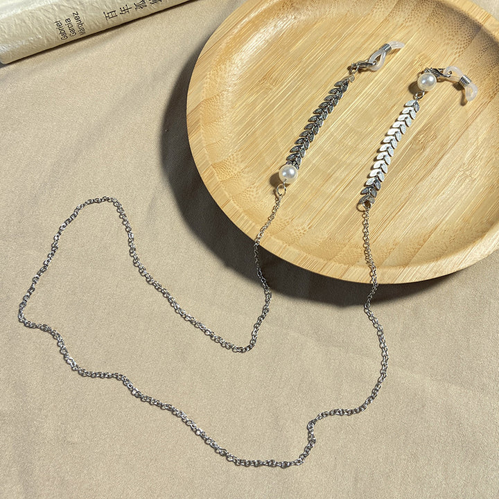 Fashionable glasses holder chain with good grip Stornfield