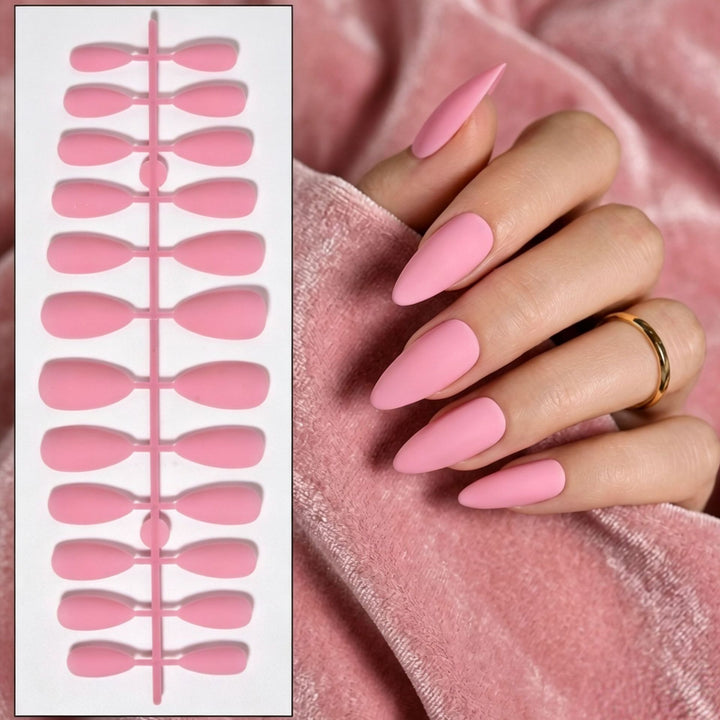 Glamorous Press-On Nail Tips