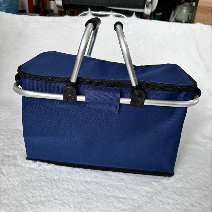 Cooler bag with sturdy aluminum frame and insulating inner lining Stornfield