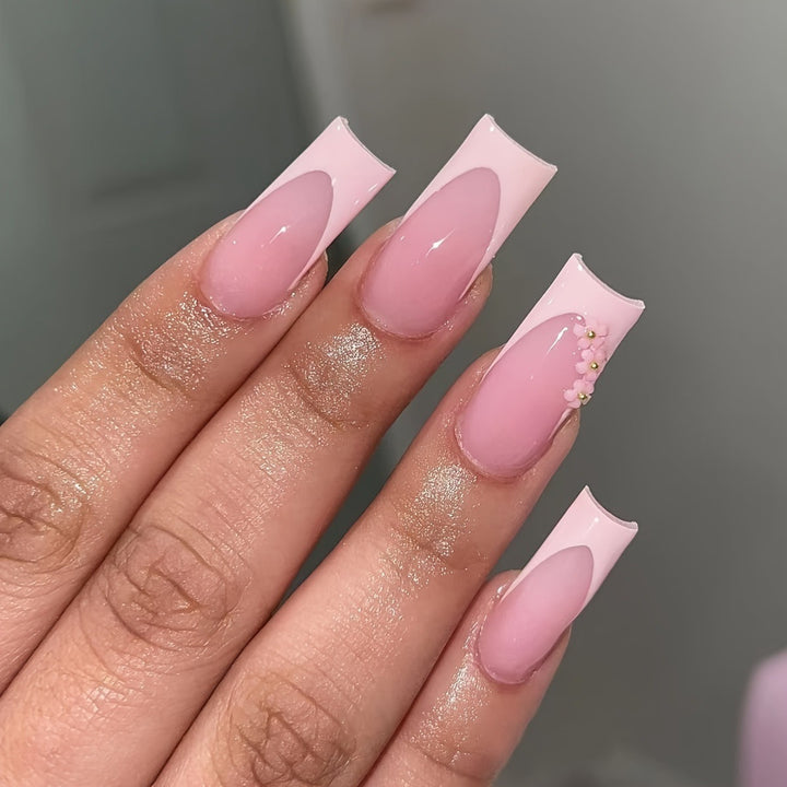 Decorative Floral Press-On Nail Set Stornfield