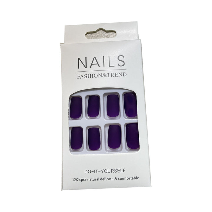 Press-On Nail Kit with Elegant DIY Design Stornfield