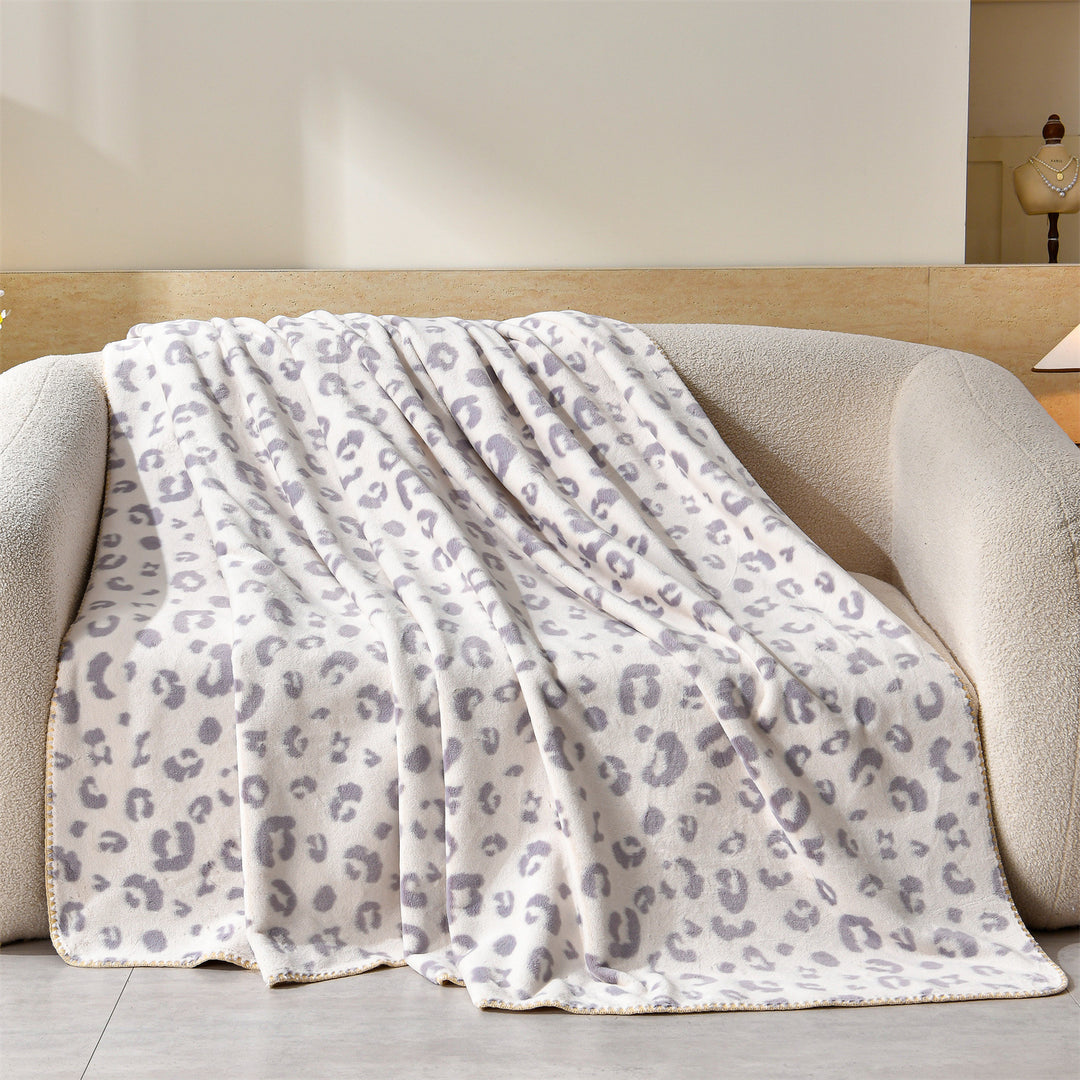 Luxury Leopard-Print Fleece Throw Blanket Stornfield