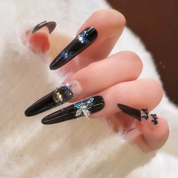Artistic Long-Lasting Press-On Nail Extensions Stornfield