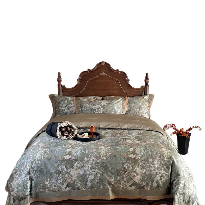 High-quality jacquard bedding set made of cotton satin with floral relief design and piped edge