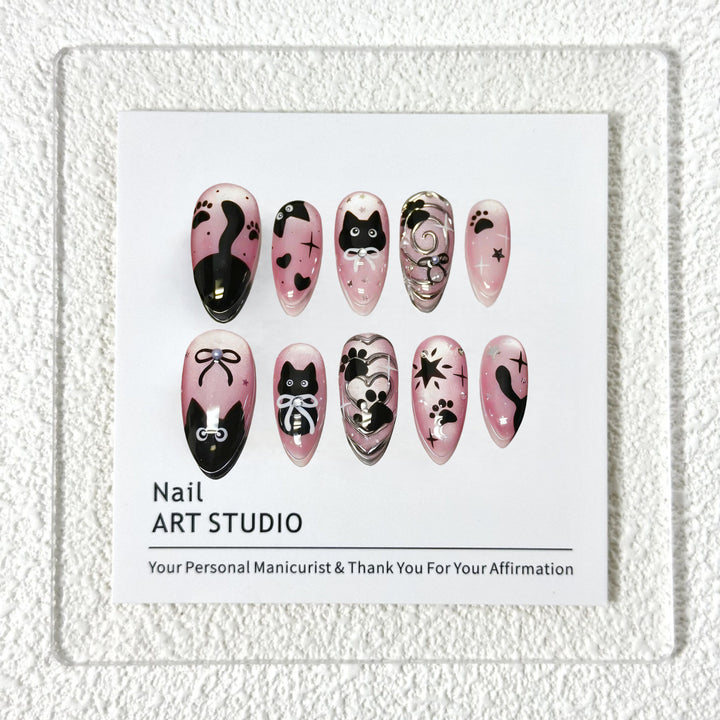 Nail art set with cat pattern Stornfield