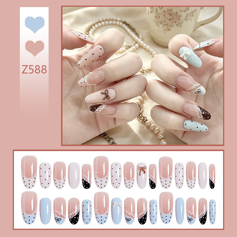Artificial nail set with elegant accents and fine designs Stornfield