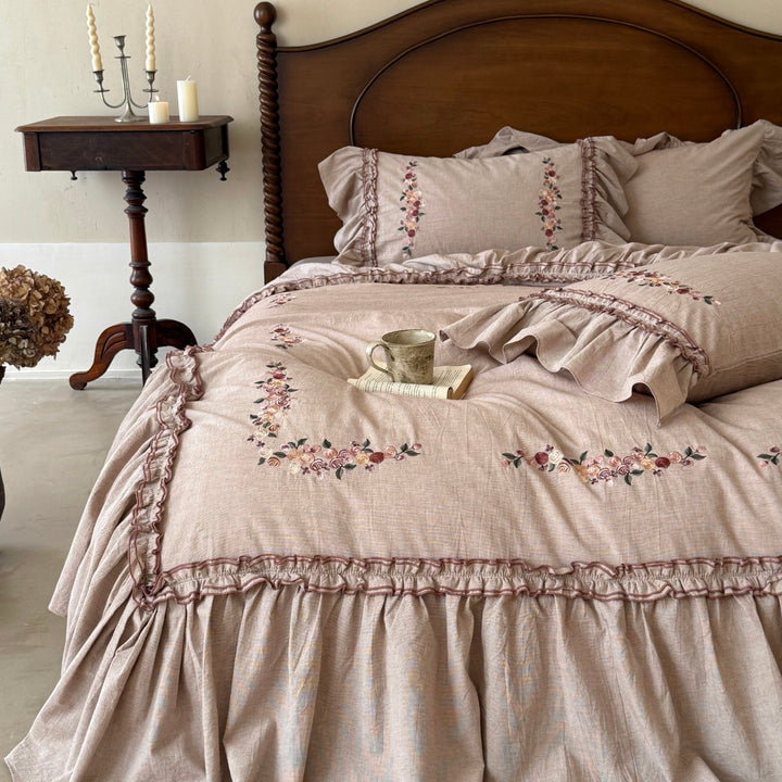 Vintage Ruffled Embroidered Linen Duvet Cover Set with Floral Pillow Shams