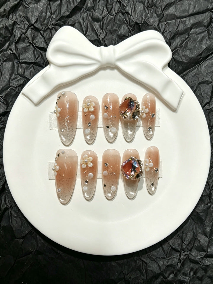 Decorative Press-On Nail Art Set with Floral and Gem Accents  1791773626