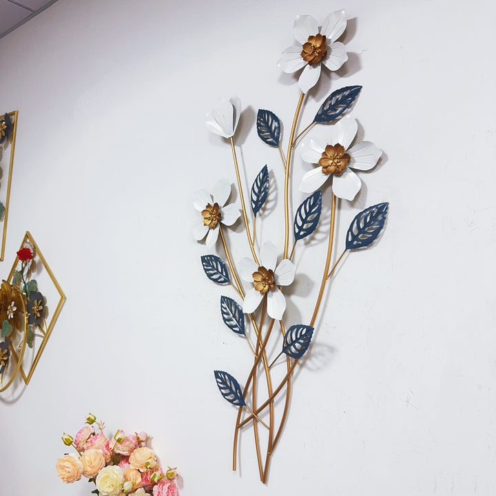 Elegant Floral Wall Sculpture Stornfield