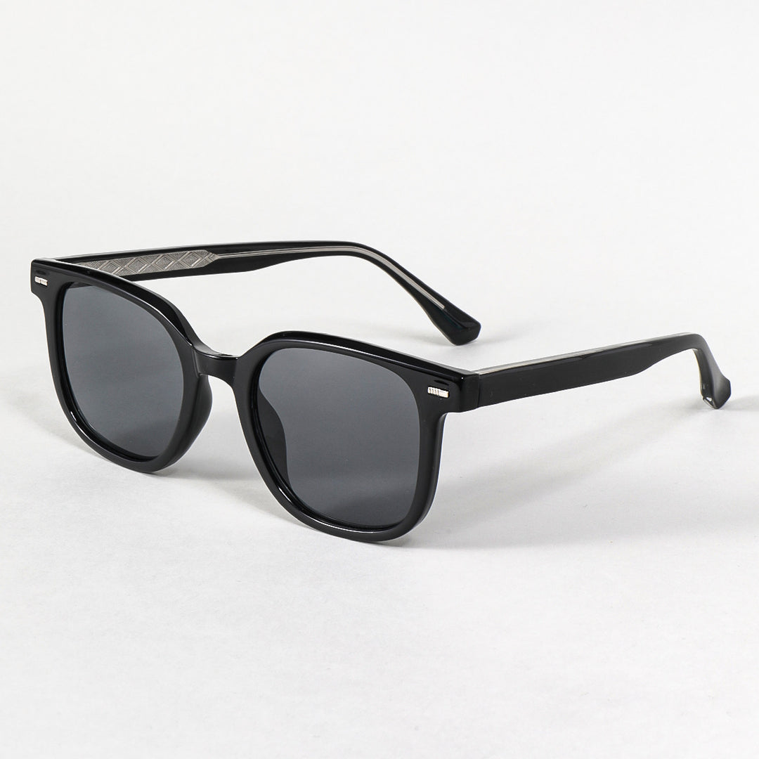 Women’s fashionable sunglasses with distinctive rectangular frame and UV protection Stornfield