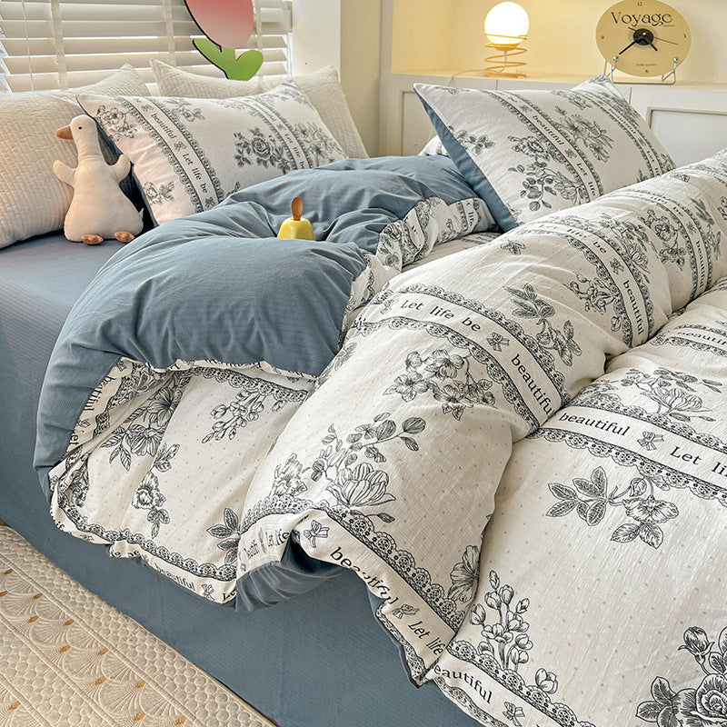 Floral Patterned Bedding Set