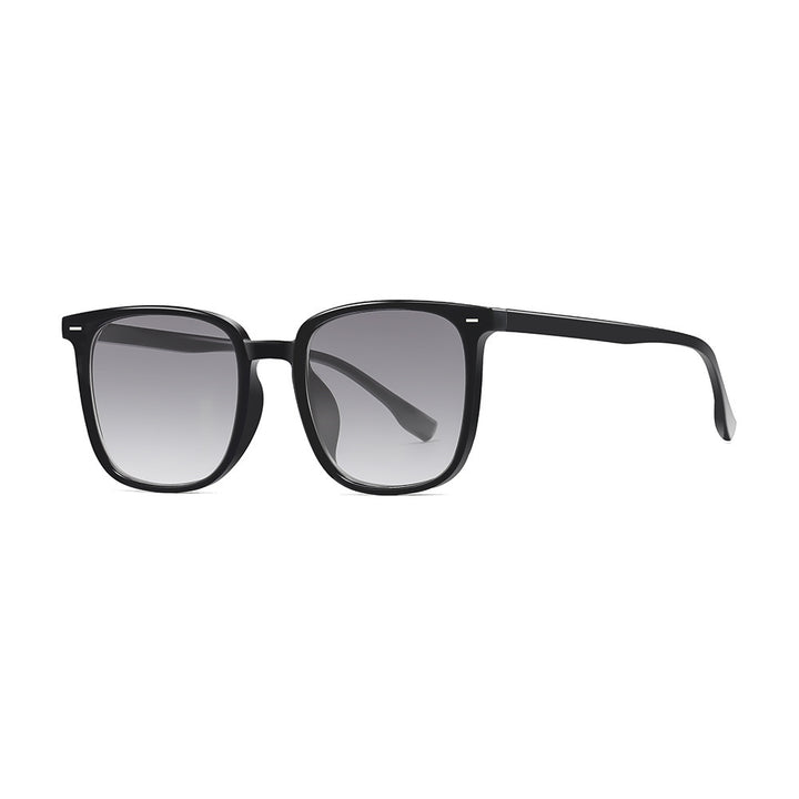 Women's sunglasses in a modern square style with special UV protection lenses Stornfield