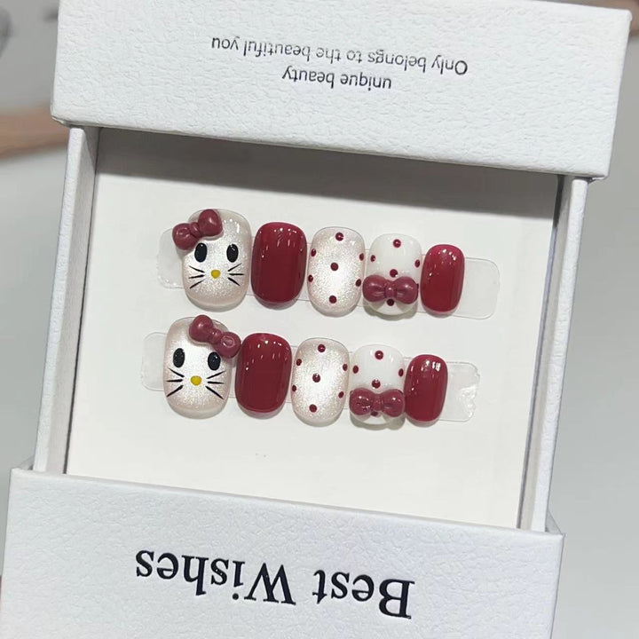 Artistic Press-On Nail Set with Elegant Floral Design Stornfield