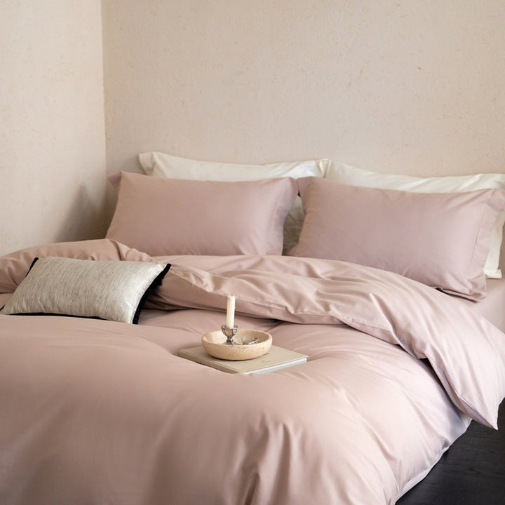 Premium cotton satin bed linen set with soft hotel closure