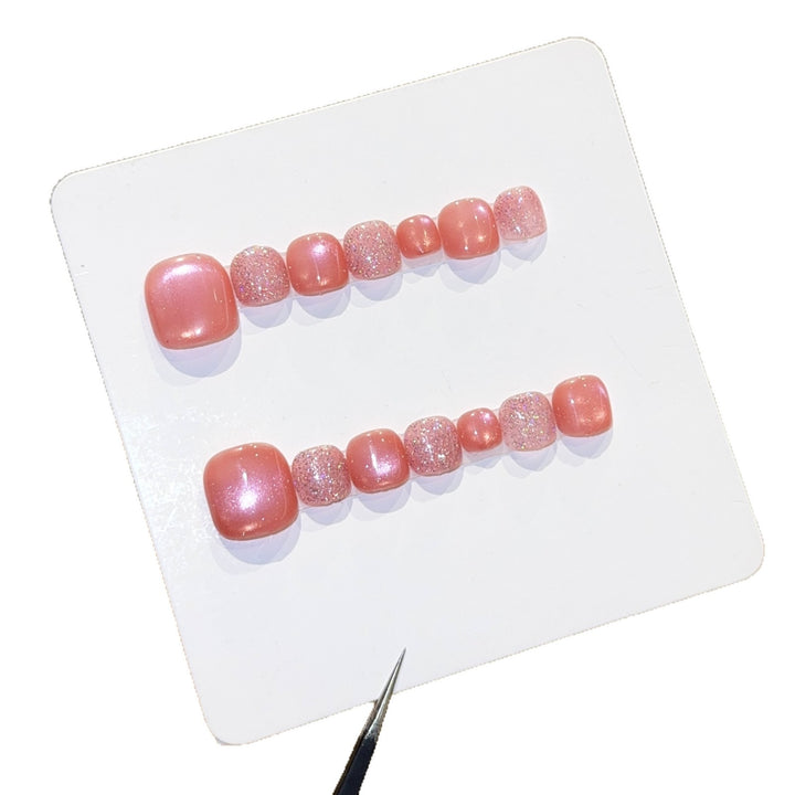 Artificial Nail Set with Glitter and Shimmering Effect Stornfield