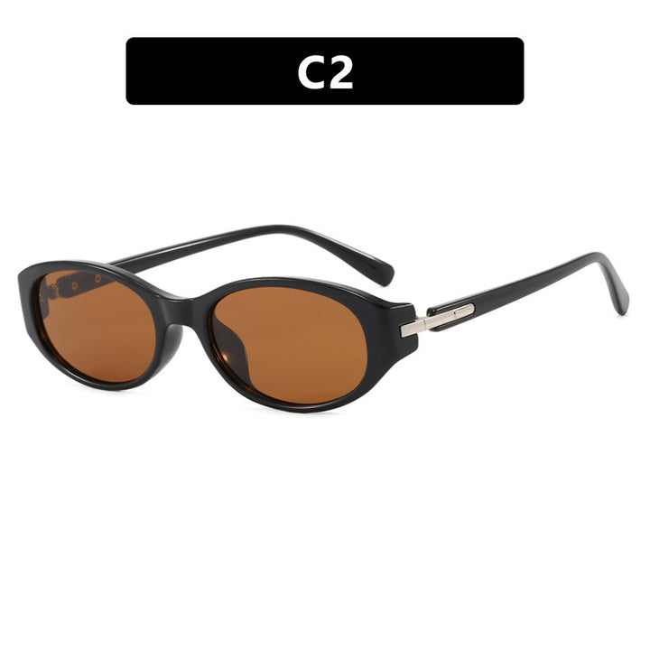 Women's cat-eye sunglasses with a robust frame and polarized lenses Stornfield