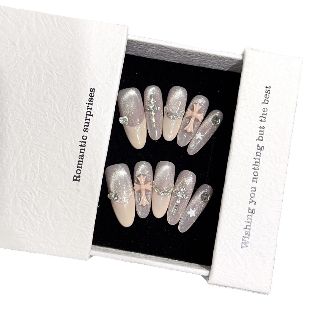 Artificial Art Nails with Glamorous Rhinestone and Star Appliqués Stornfield