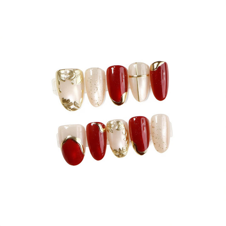 Decorative Press-On Nail Set with Elegant Golden Accents Stornfield