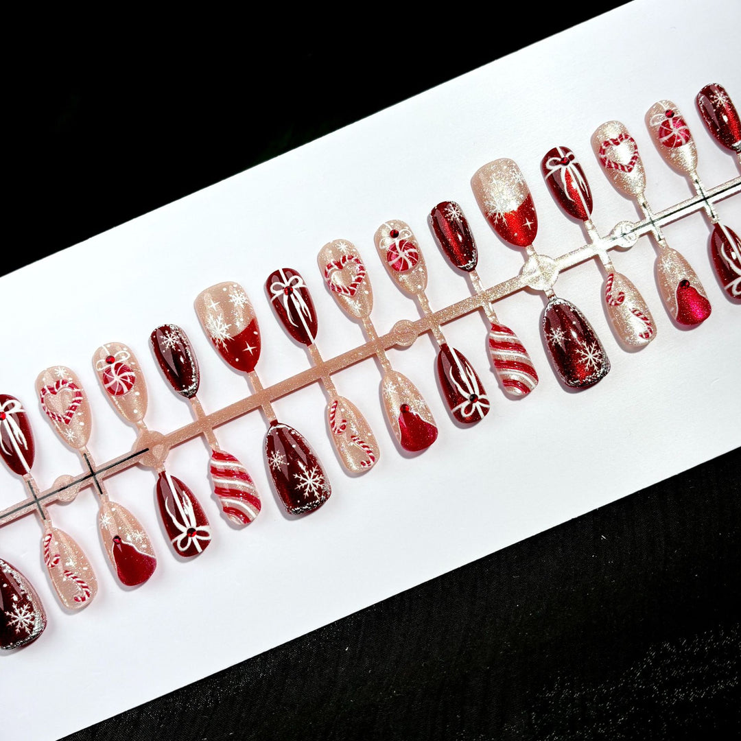 Elegant Polka Dot and Lace Press-On Nail Set