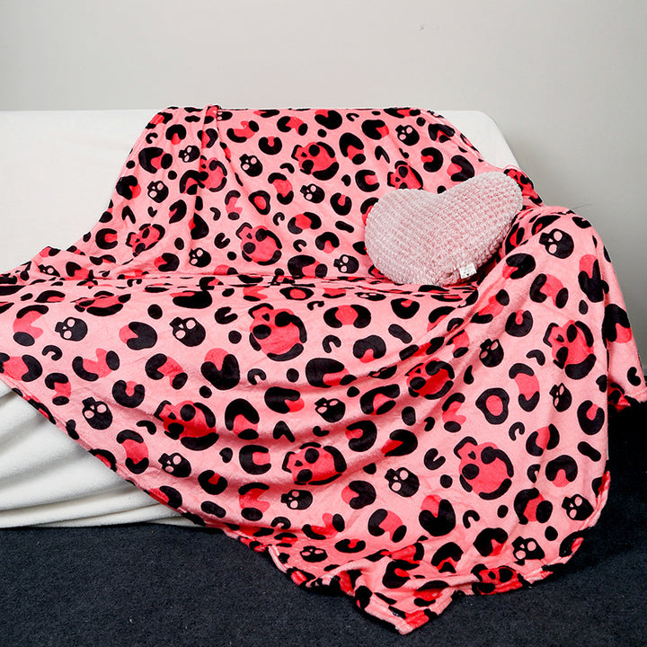 Cuddly blanket with playful motifs of cats and rainbows Stornfield