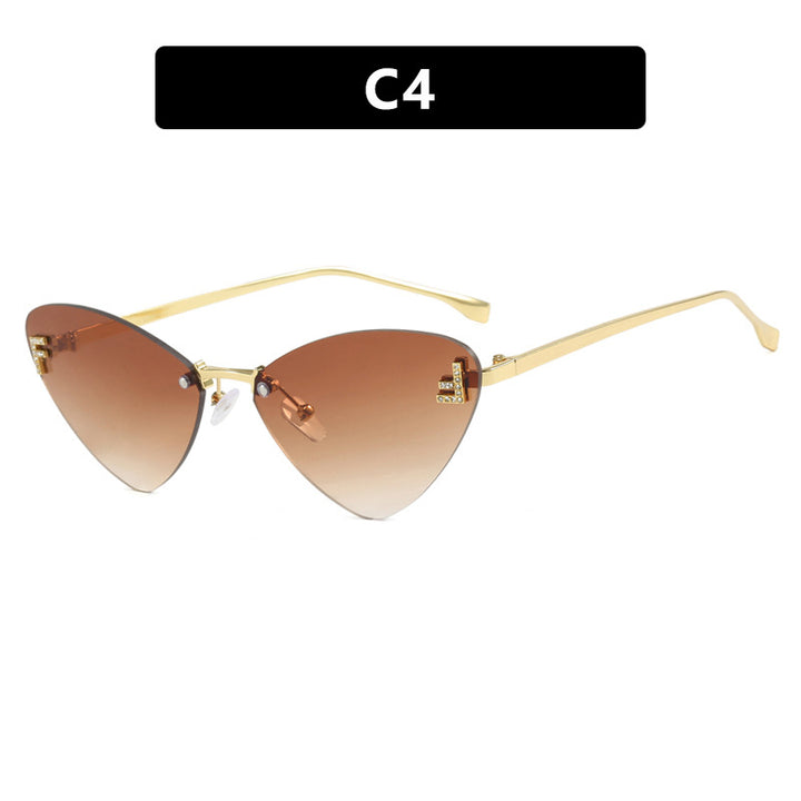 Women's extravagant Cat-Eye sunglasses with sparkling details Stornfield