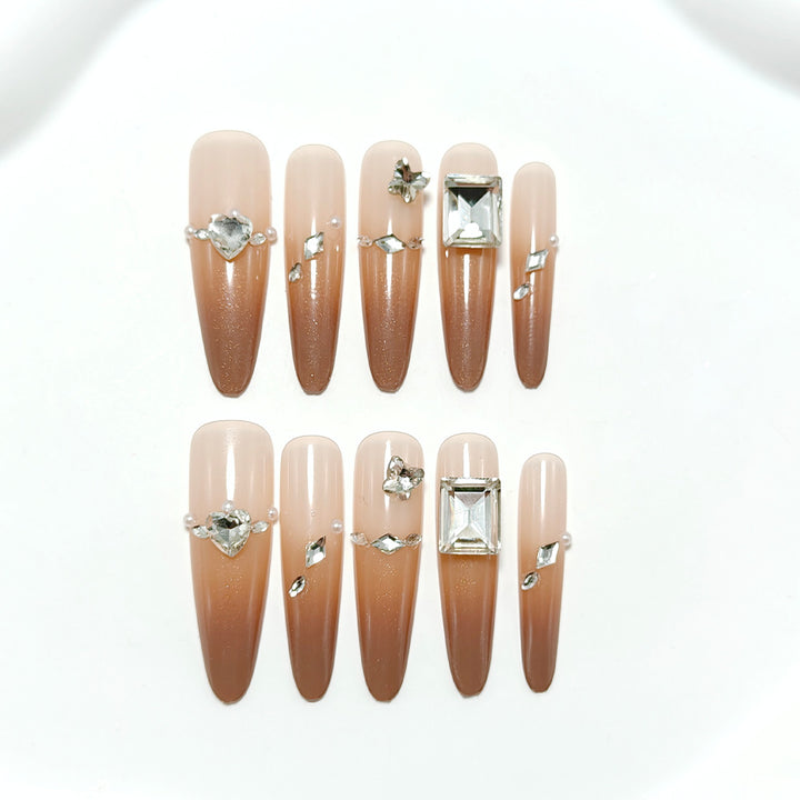 Artificial Nails in Sparkling Stiletto Style with Luxurious Accents Stornfield