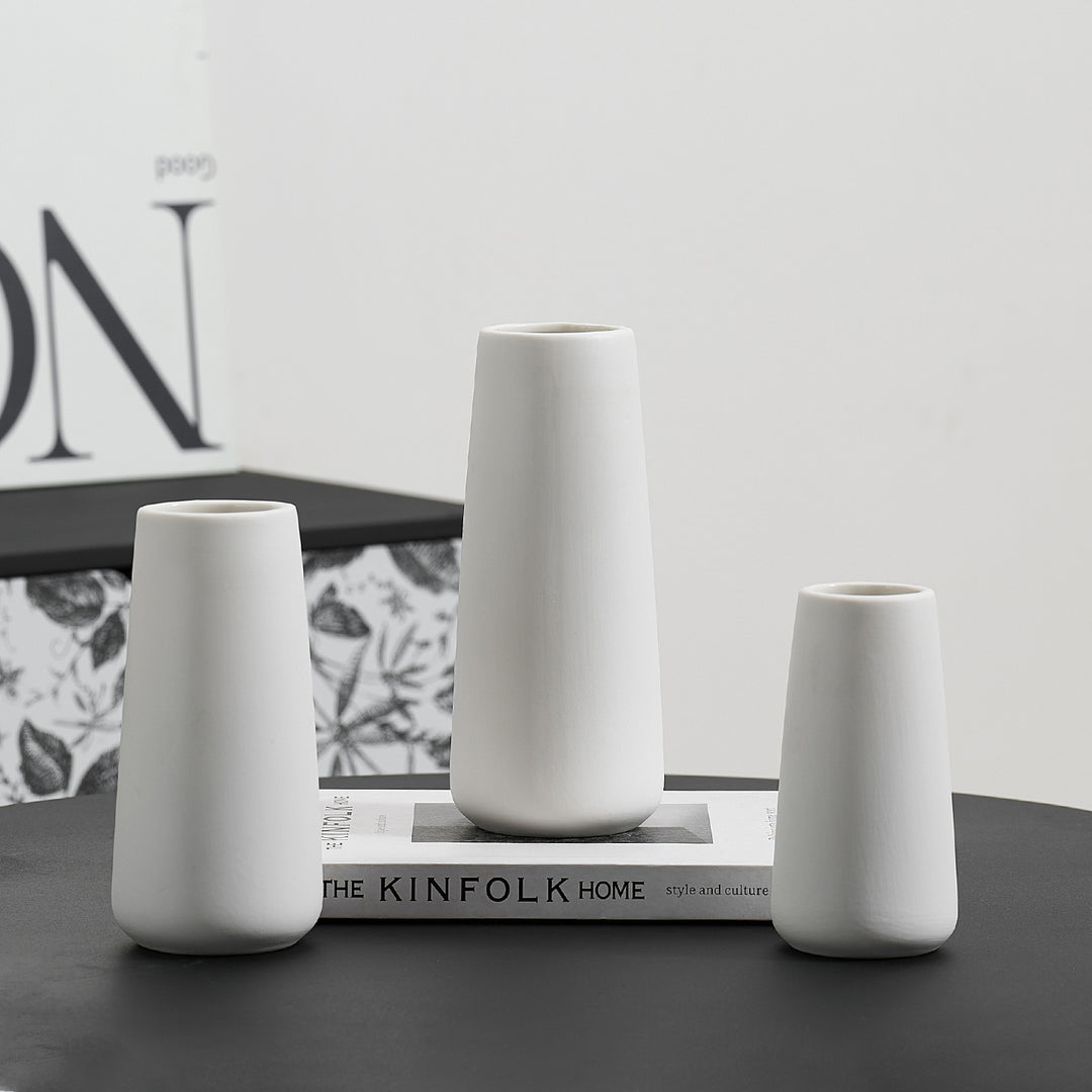 Decorative ceramic carafe Stornfield