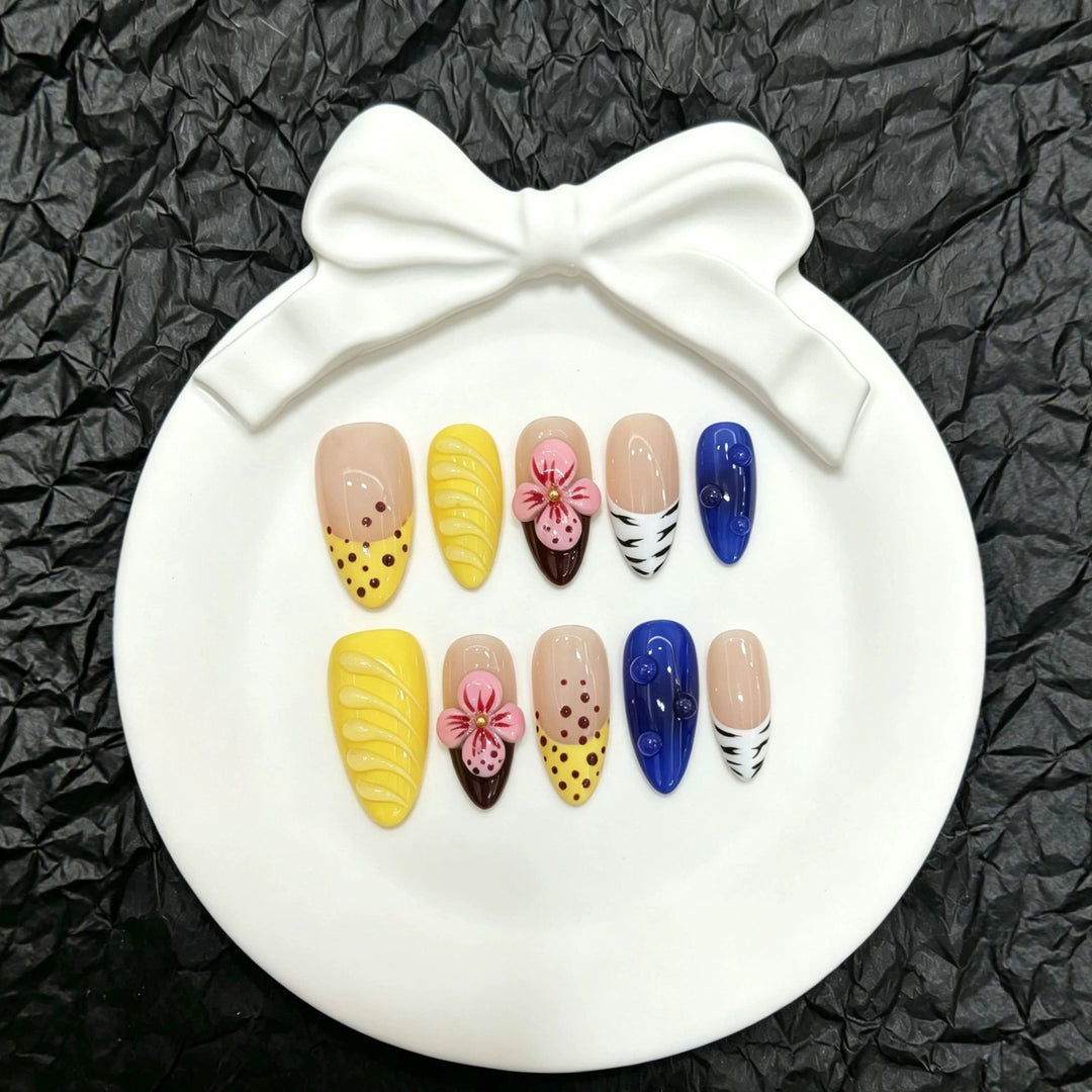 Elegant Floral Press-On Nail Art Set with Charming 3D Accents