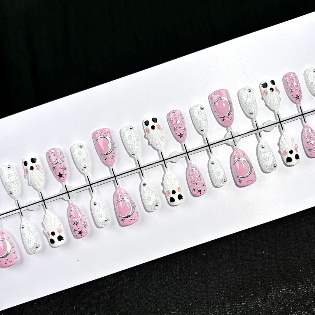 Elegant Polka Dot and Lace Press-On Nail Set