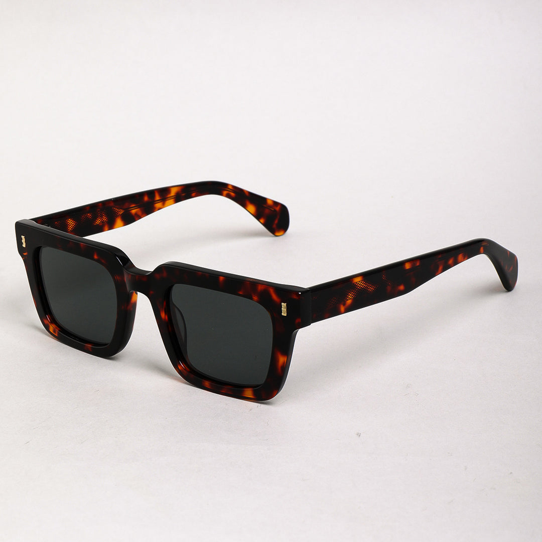 Ladies fashionable sunglasses with robust design and polarizing lenses Stornfield