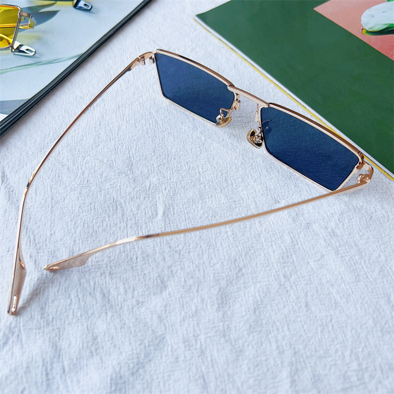 Fashion-Forward Geometric Frame Sunglasses Stornfield