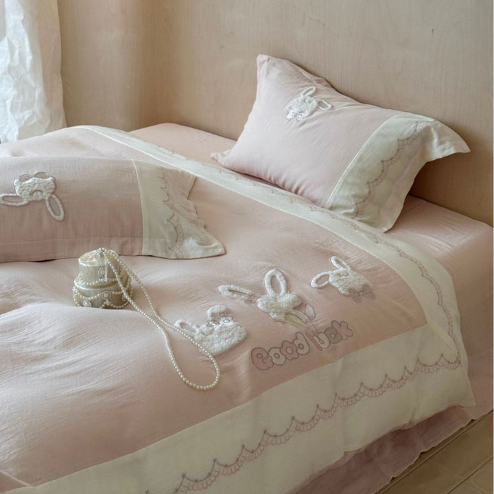Pastel Bunny Appliqué Cotton Sateen Duvet Cover Set with Scalloped Embroidered Border