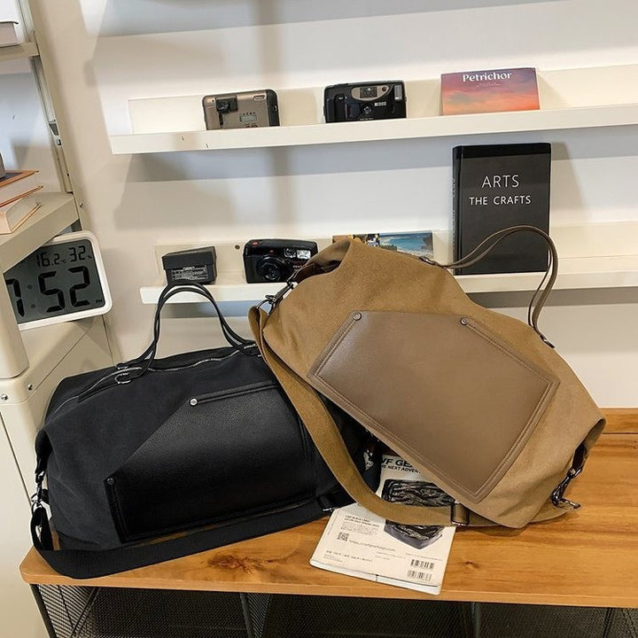 Sporty travel bag made of durable material with practical compartments Stornfield