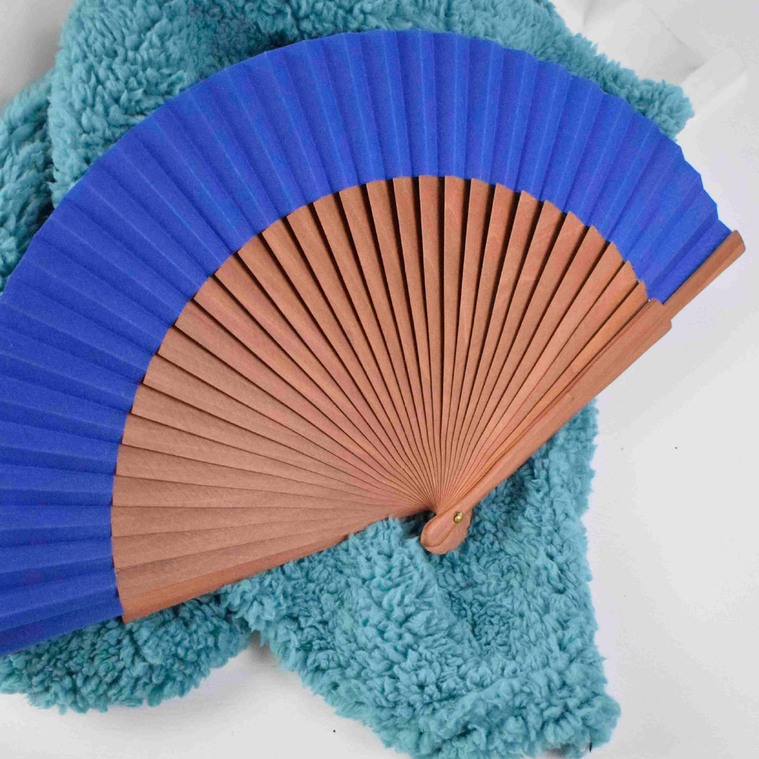 Ladies fan made of high-quality paper with stylish wooden frame Stornfield