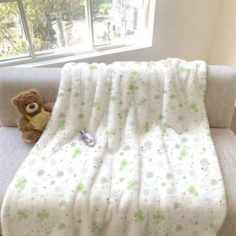 Floral Pattern Plush Throw Blanket
