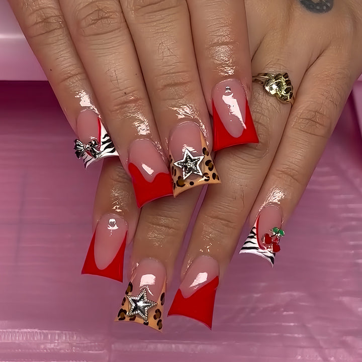 Stylish Statement Press-On Nail Extensions Stornfield
