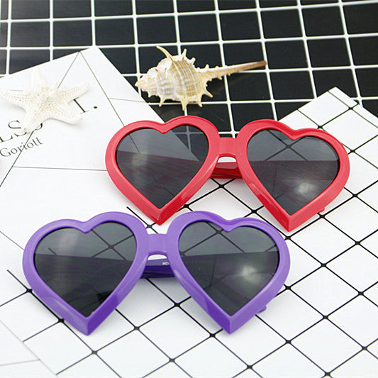 Women's Heart-Shaped Sunglasses in Modern Design Stornfield