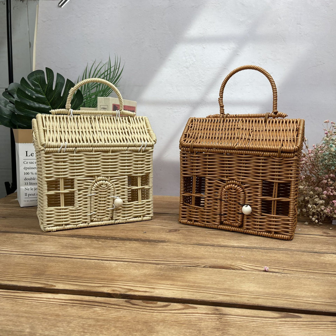 Women's stylish braided basket with rounded roof Stornfield