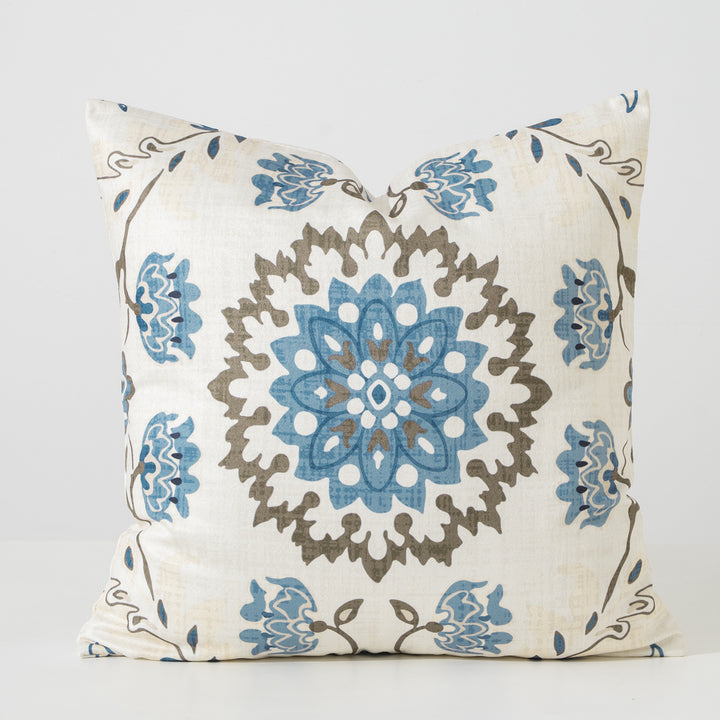 Floral Mandala Decorative Pillow Cover Made of Cotton Blend with Hidden Zipper