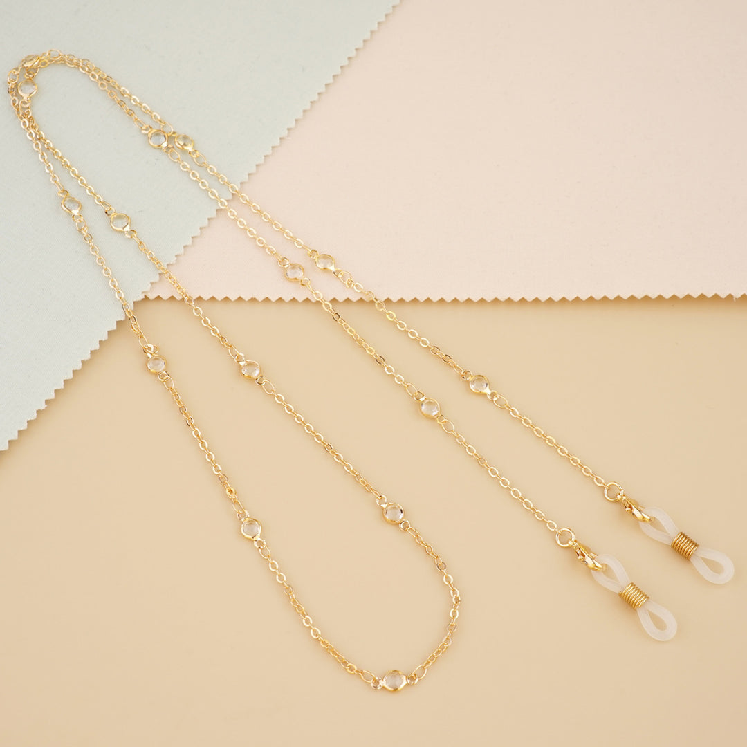 Elegant Chain Eyewear Holder Stornfield