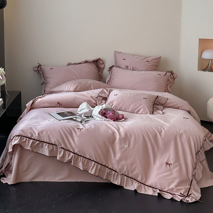 Premium bedding set made of cotton satin with ruffles and bow embroidery