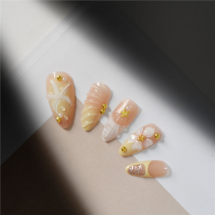 Elegant Floral Design Nail Set Stornfield
