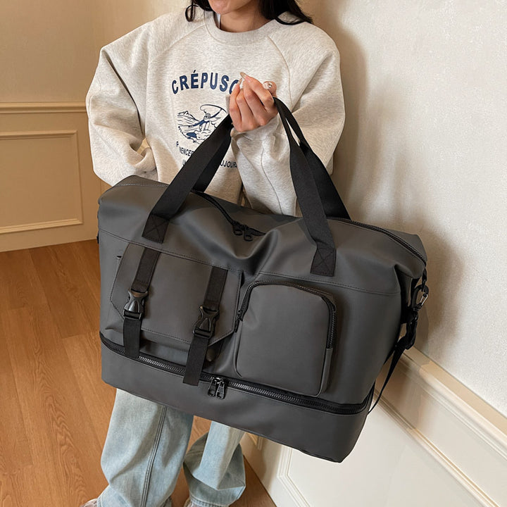 Robust Sport Duffel Bag with Multiple Exterior Pockets Stornfield